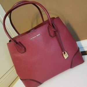 NWOT Michael Kors Mercer Large Leather Satchel
